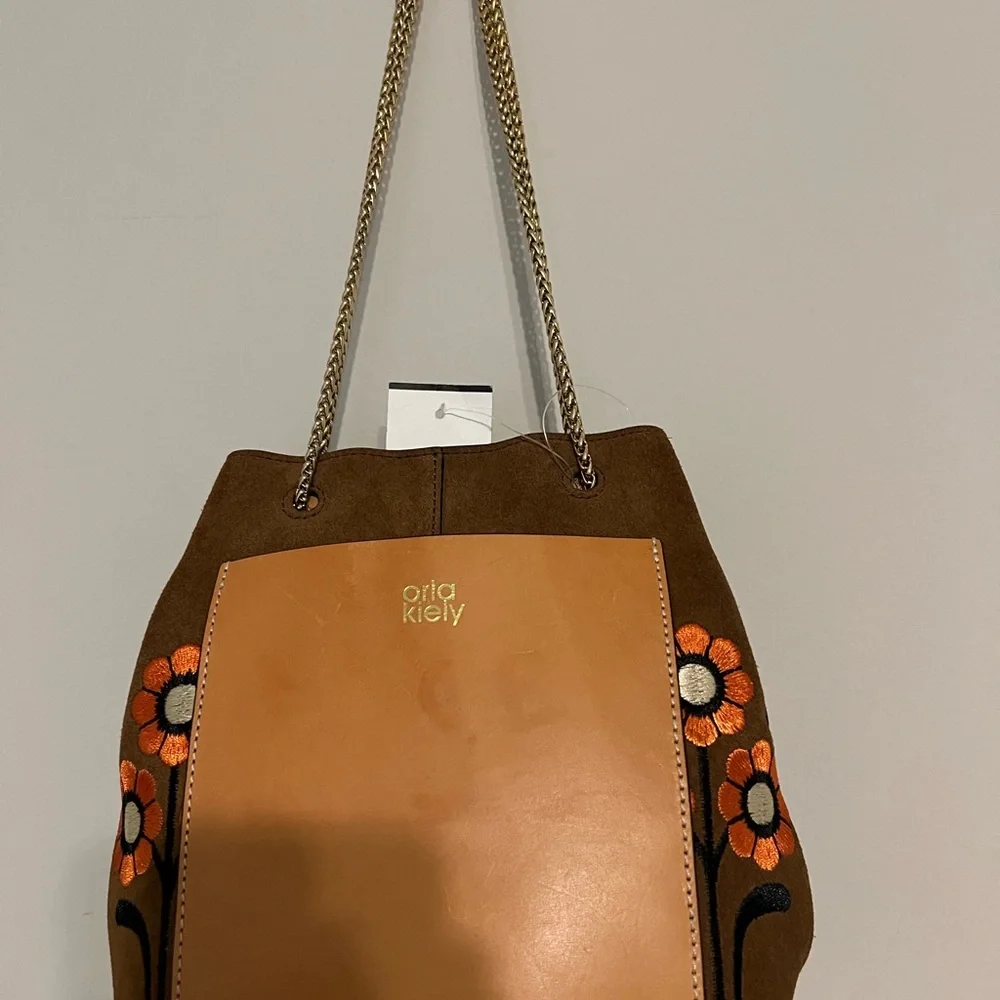 Oria Kiely Brown Floral Embroidered bucket Tote Bag - Picture 5 of 5